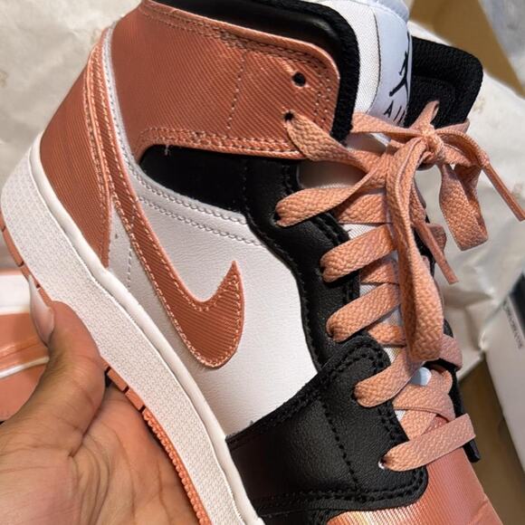 Nike Air Jordan 1 Mid (GS) Light Matter Root - RARE 6Y - Picture 3 of 9